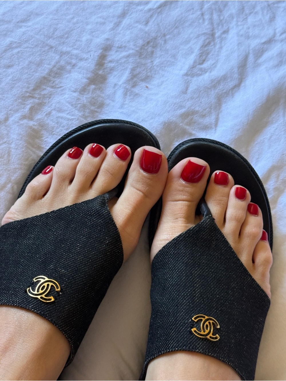 CHANEL Vintage Black Denim Slide/Thong Sandals with Gold CC Logo - Picture 12 of 15